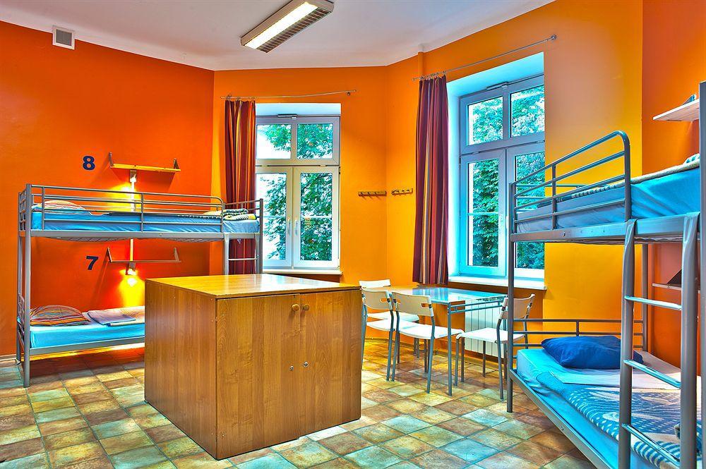 Nathan'S Villa Hostel Varsó Kültér fotó